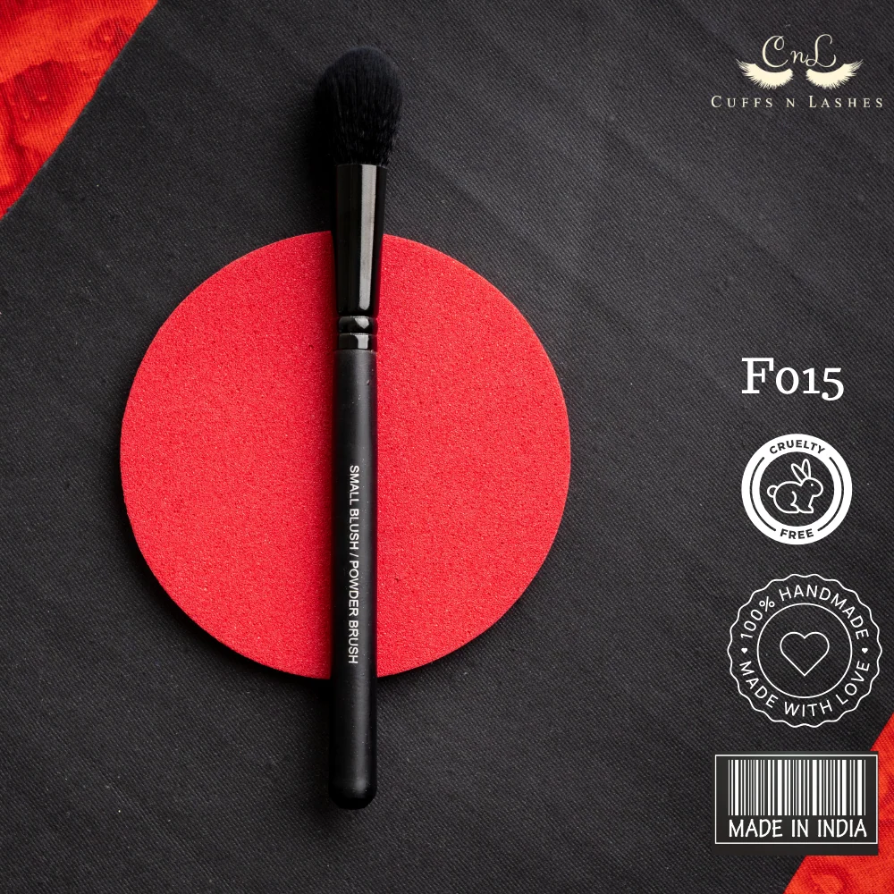 Cuffs N Lashes Makeup Brushes, F015 Small Blush/powder Brush - Image 4