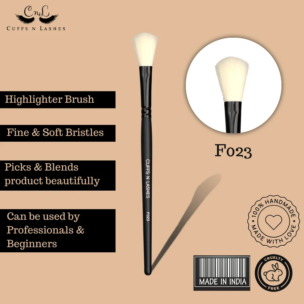 Cuffs N Lashes Makup Brush, F023 Highlighter Brush - Image 5